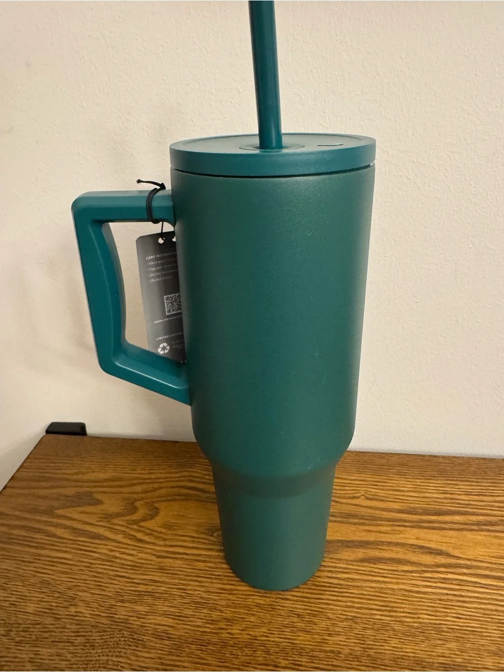 Elemental Commuter Series 40 oz Tumbler in a deep Forest Green.